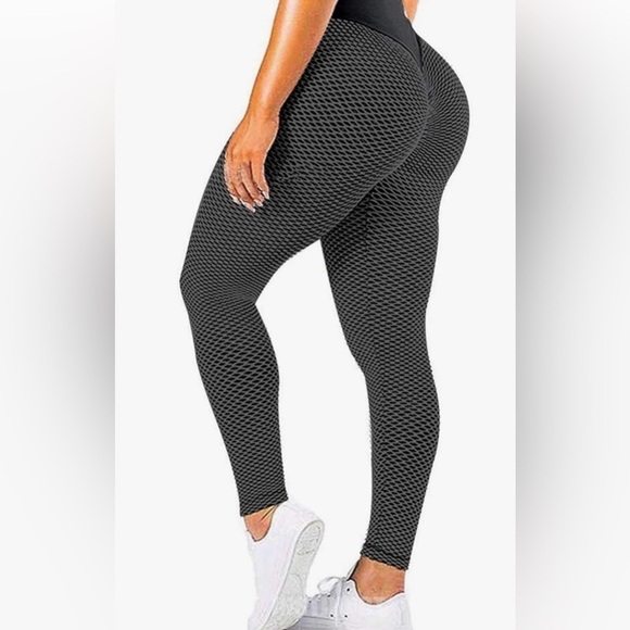 HIIT 2-Piece Small Charcoal Sexy Textured Body Hugging Set Butt Seam Thumb Holes - Picture 2 of 13